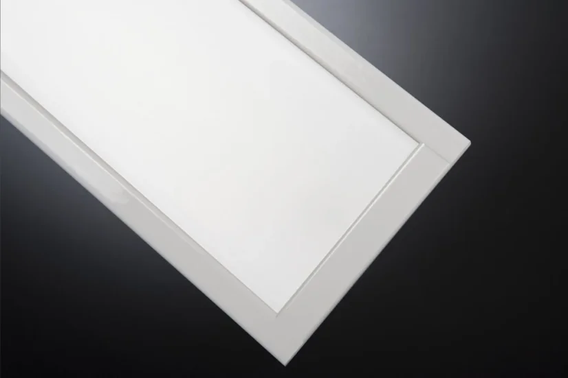 Medea VS LED 150 cm 51 W bílá ⇊