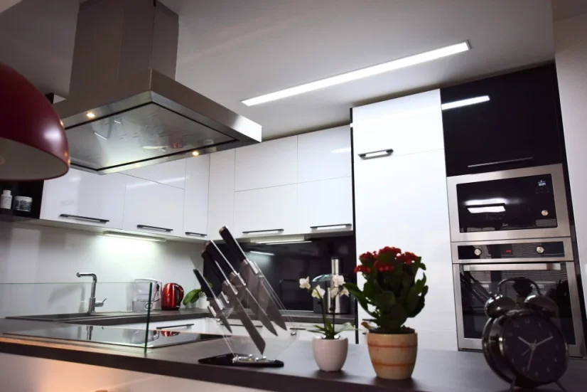 Medea VS LED 150 cm 51 W bílá ⇊