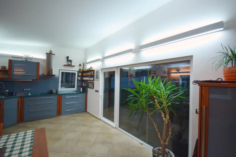 Stella Sky LED 151 cm ≤96 W DALI stříbrná/elox ⇅