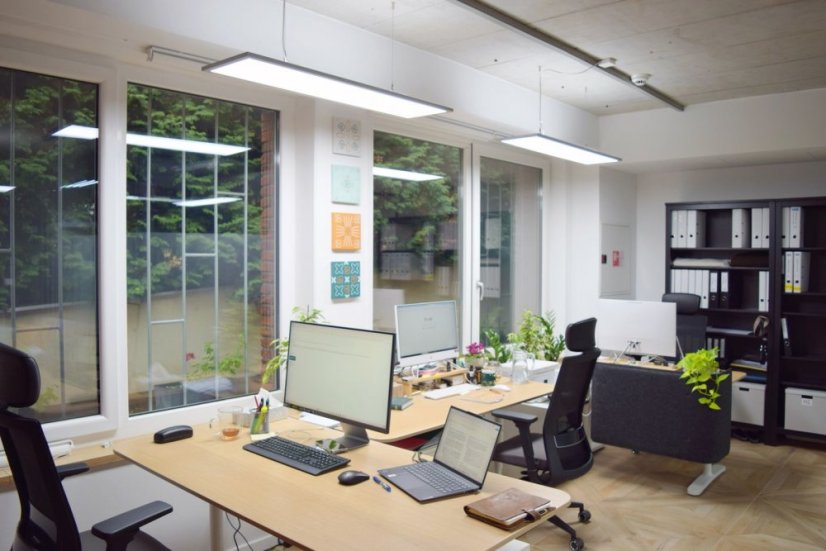 Elata OP LED 120 cm 79 W stříbrná/elox ⇅